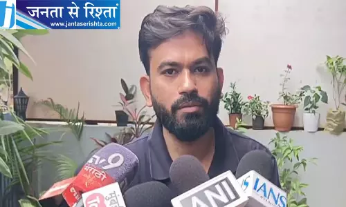 सरकारी स्कूलों पर CJP का वार, मंत्री-अधिकारियों से की बड़ी मांग सरकारी स्कूलों पर CJP का वार, मंत्री-अधिकारियों से की बड़ी मांग
