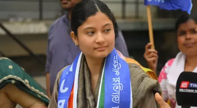 बाढ़ राहत के नाम पर चंदाखोरी: AJP नेता कुनकी चौधरी के नाम से फ़ेक ID सक्रिय