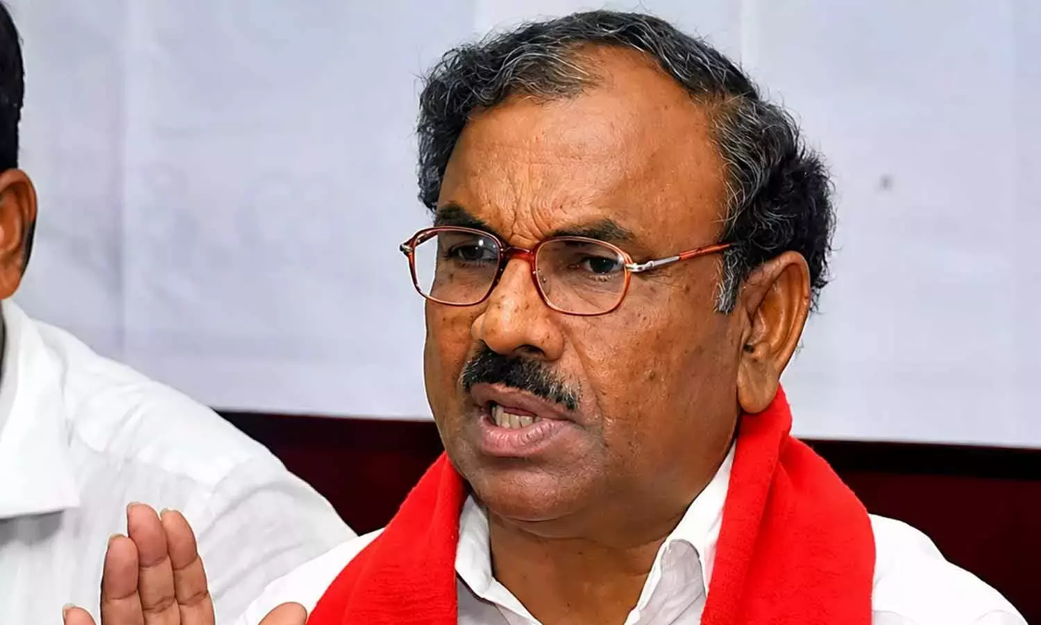 Andhra: CPI ने विलय किए गए गांवों में सुविधाएं उपलब्ध कराने की मांग की है Andhra: CPI ने विलय किए गए गांवों में सुविधाएं उपलब्ध कराने की मांग की है