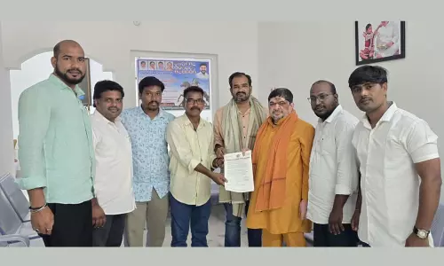 TGPWU और TADF का अल्टीमेटम: सख्त हों नियम, तय हो किराया TGPWU और TADF का अल्टीमेटम: सख्त हों नियम, तय हो किराया