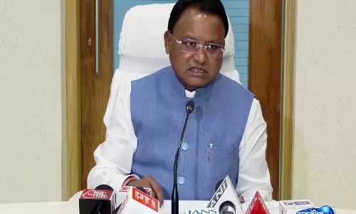 ओडिशा बाढ़ से 6 जिले प्रभावित 2 लाख से ज्यादा लोगों को सुरक्षित निकाला गया