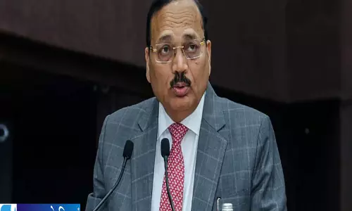 जनप्रतिनिधियों के आपराधिक मामलों पर सुनवाई CJI सूर्यकांत की टिप्पणी चर्चा में जनप्रतिनिधियों के आपराधिक मामलों पर सुनवाई CJI सूर्यकांत की टिप्पणी चर्चा में