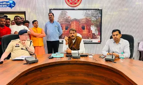 सड़कों पर मवेशी न दिखें, उठाएं सभी एहतियाती कदम: कलेक्टर