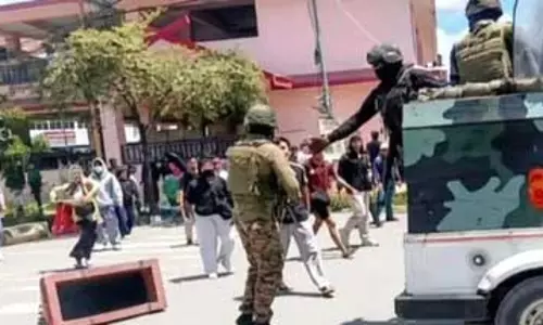 एनआरसी अपडेट की मांग पर बंद का असर, घाटी में 48 घंटे तक व्यापार और यातायात ठप