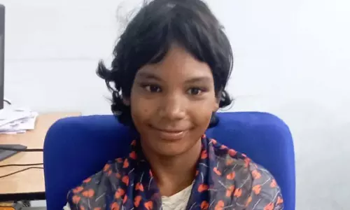 भटकी हुई 12 वर्षीय बालिका की पहचान के लिए पुलिस ने आमजन से मांगी मदद भटकी हुई 12 वर्षीय बालिका की पहचान के लिए पुलिस ने आमजन से मांगी मदद