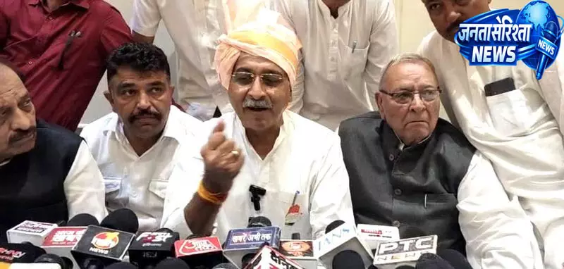 Haryana ने 16 प्रदूषणकारी उद्योगों के इंसेंटिव रोके Haryana ने 16 प्रदूषणकारी उद्योगों के इंसेंटिव रोके