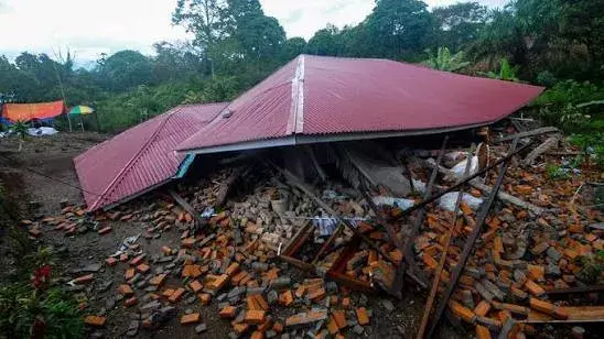Indonesia: उत्तरी सुमात्रा के पास 6.1 तीव्रता का भूकंप आया Indonesia: उत्तरी सुमात्रा के पास 6.1 तीव्रता का भूकंप आया