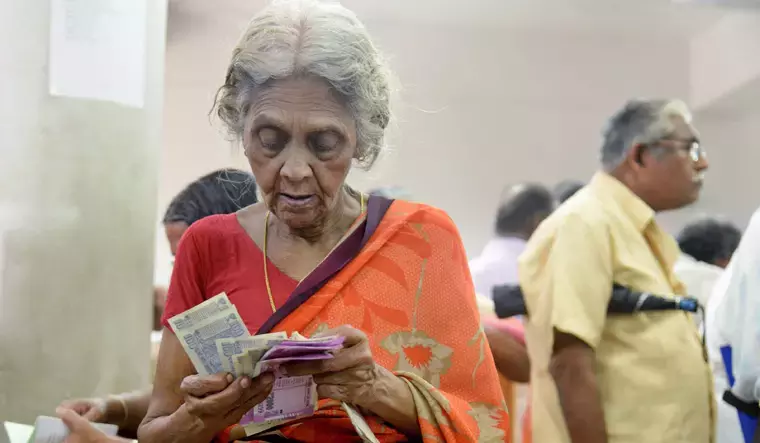 The Tamil सरकार ने बुजुर्गों के लिए बीमा और मेडिसिटी की घोषणा की The Tamil सरकार ने बुजुर्गों के लिए बीमा और मेडिसिटी की घोषणा की