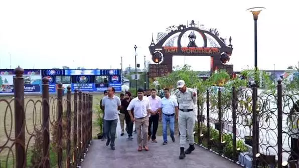 Jammu: डॉ. देवांश यादव ने तवी वंडरलैंड पार्क का दौरा कर सुविधाओं की जानकारी ली Jammu: डॉ. देवांश यादव ने तवी वंडरलैंड पार्क का दौरा कर सुविधाओं की जानकारी ली