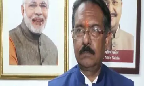 DJB टेंडर केस में गिरफ्तारी के बाद जैन की मेडिकल जांच DJB टेंडर केस में गिरफ्तारी के बाद जैन की मेडिकल जांच
