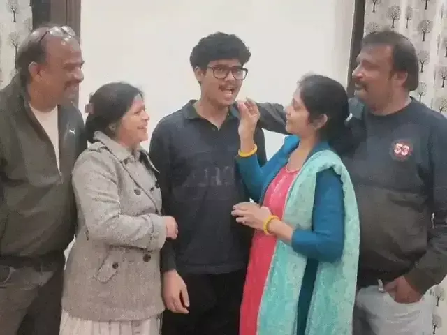 Bharatpur: दिव्यांगता को बनाया ताकत, 19 साल की उम्र में अर्जुन अवॉर्ड से सम्मानित होंगे खिलाड़ी Bharatpur: दिव्यांगता को बनाया ताकत, 19 साल की उम्र में अर्जुन अवॉर्ड से सम्मानित होंगे खिलाड़ी