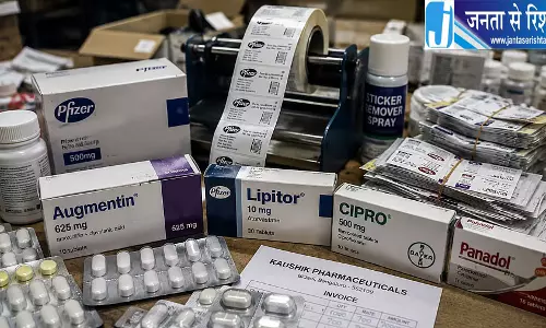 कर्नाटक में नकली दवा रैकेट का शक, Pfizer के लेबल बरामद