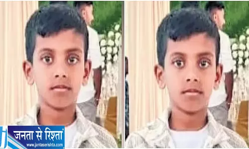 तुमकुर में दर्दनाक हादसा, नंदिनी डेयरी का खंभा गिरने से स्कूली छात्र की मौत