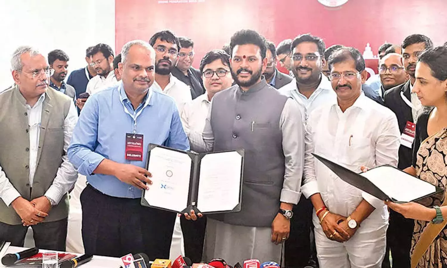 SRM और APDC ने ड्रोन टेक्नोलॉजी को बढ़ावा देने के लिए MoU पर साइन किए
