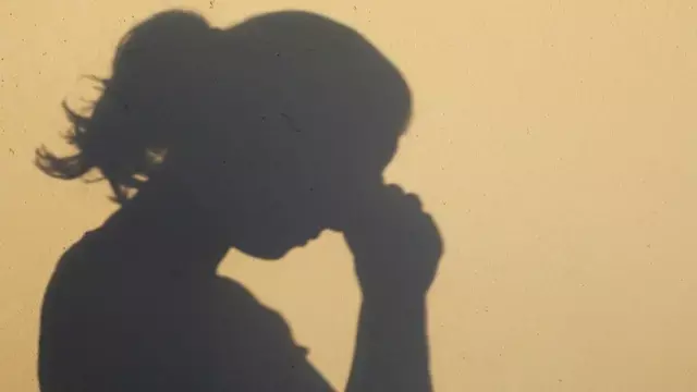 Hamirpur: दुष्कर्म पीड़िता ने लगाए गंभीर आरोप, कहा- समझौते के लिए बनाया जा रहा दबाव