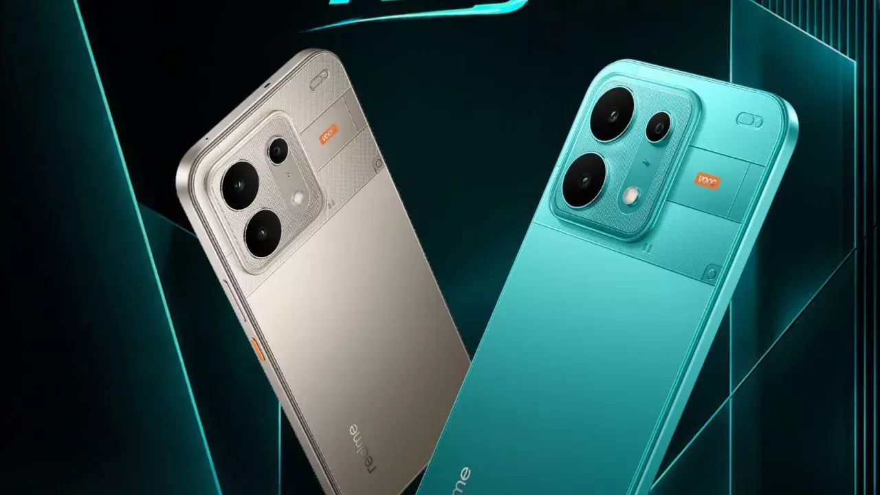 Realme P4s 5G: शानदार डिस्प्ले से बदलेगा यूज़र का ओवरऑल एक्सपीरियंस