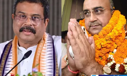 मंत्री पद गया संगठन में भी जगह नहीं मिली धर्मेंद्र प्रधान और मंगल पांडेय पर नजरें मंत्री पद गया संगठन में भी जगह नहीं मिली धर्मेंद्र प्रधान और मंगल पांडेय पर नजरें