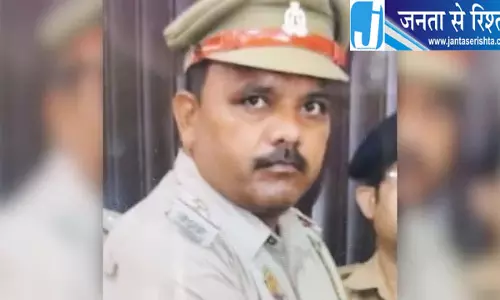 दिल्ली-लखनऊ हाईवे पर दर्दनाक हादसा, रोडवेज बस ने दारोगा को रौंदा दिल्ली-लखनऊ हाईवे पर दर्दनाक हादसा, रोडवेज बस ने दारोगा को रौंदा