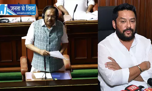 बी. नागेंद्र के समर्थन में उतरी कांग्रेस, बीजेपी ने फिर मांगा इस्तीफा