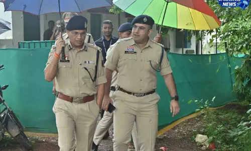 IG अजय कुमार यादव का KCG दौरा, लंबित मामलों के लिए दिए अहम निर्देश