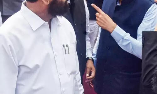 महायुति में बढ़ेगी हलचल नए नियमों के बाद CM फडणवीस और मजबूत महायुति में बढ़ेगी हलचल नए नियमों के बाद CM फडणवीस और मजबूत