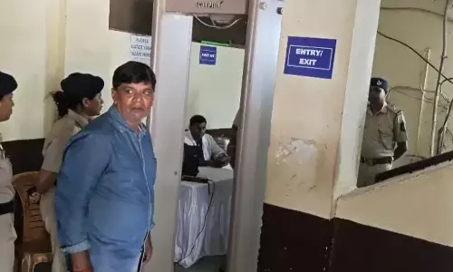 गोवा: ईवीएम की FLC प्रक्रिया और तकनीकी जांच तेज गोवा: ईवीएम की FLC प्रक्रिया और तकनीकी जांच तेज
