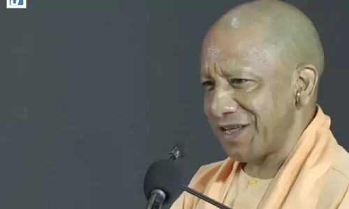 निवेश, पर्यटन और विकास की नई राह पर उत्तर प्रदेश निवेश, पर्यटन और विकास की नई राह पर उत्तर प्रदेश