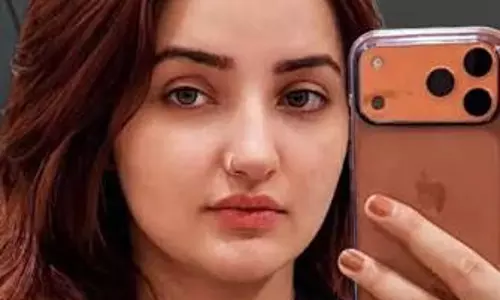 धमकियों से हत्या तक पाकिस्तान में महिला TikTokers क्यों बन रहीं निशाना