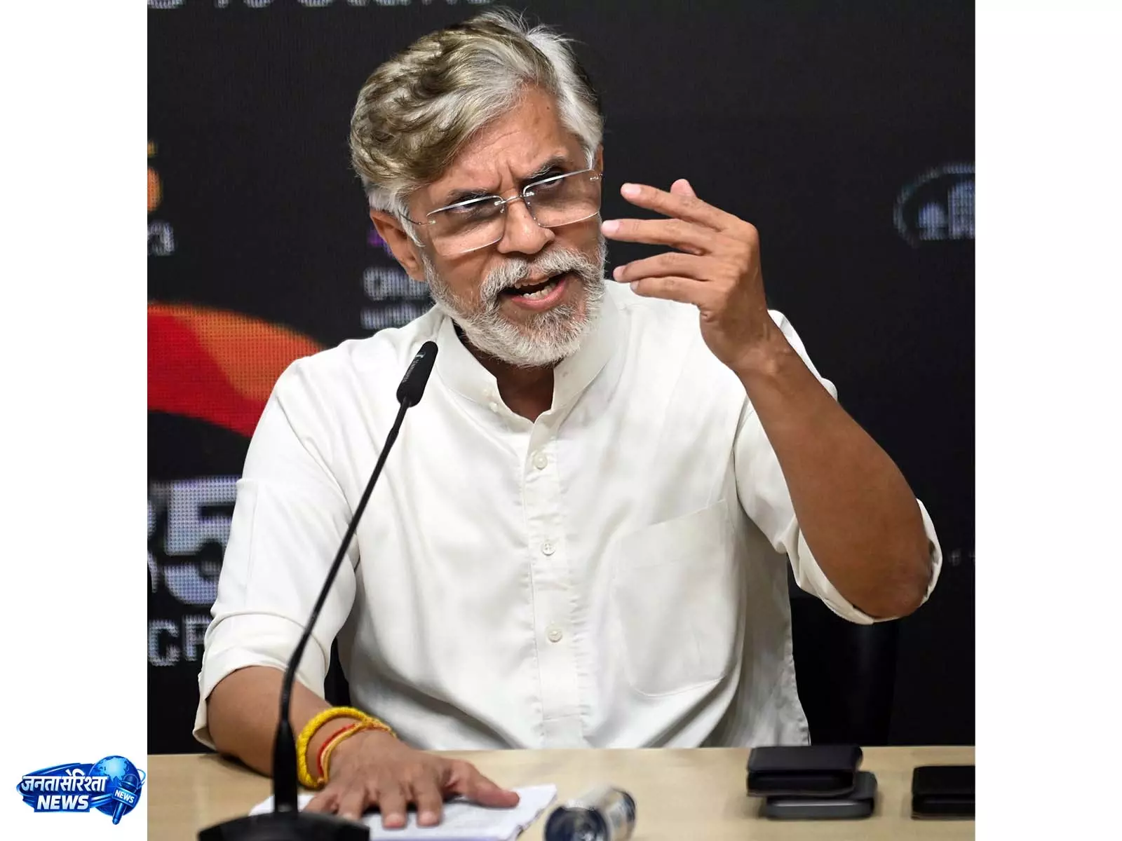 NTA टीम बदलाव पर पवन खेड़ा का हमला NTA टीम बदलाव पर पवन खेड़ा का हमला