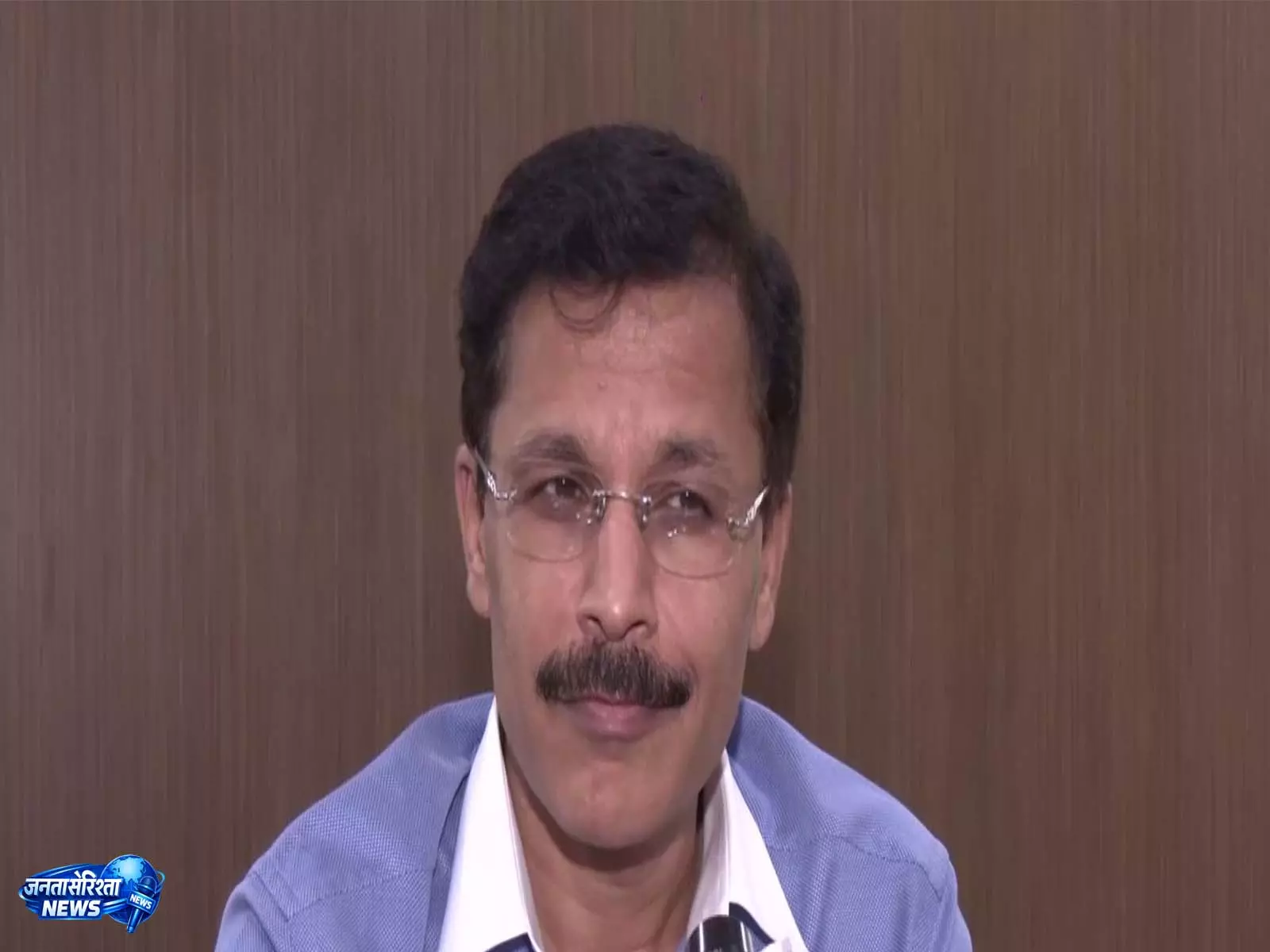 स्कूलों के पास नियम तोड़ने वाले दुकानदारों पर सख्ती स्कूलों के पास नियम तोड़ने वाले दुकानदारों पर सख्ती