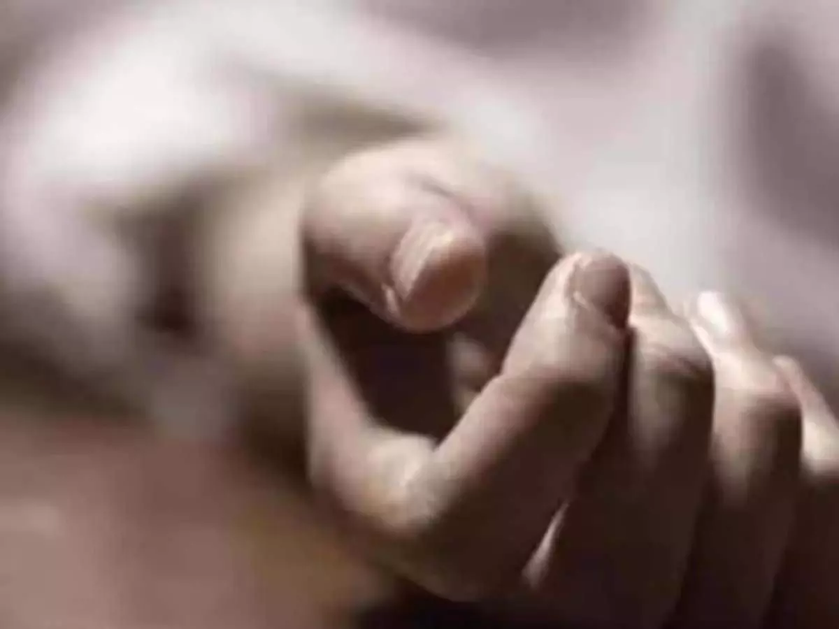 बरेली में कथा स्थल पर छह साल के बच्चे की मौत, तख्त के नीचे मिला शव बरेली में कथा स्थल पर छह साल के बच्चे की मौत, तख्त के नीचे मिला शव