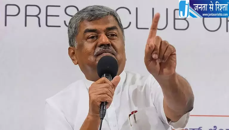 वंदे मातरम विवाद पर आर अशोक का कांग्रेस पर हमला वंदे मातरम विवाद पर आर अशोक का कांग्रेस पर हमला