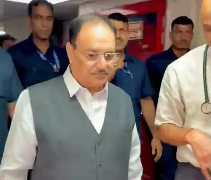 सफल एंजियोप्लास्टी के बाद एम्स से डिस्चार्ज हुए केंद्रीय मंत्री जेपी नड्डा सफल एंजियोप्लास्टी के बाद एम्स से डिस्चार्ज हुए केंद्रीय मंत्री जेपी नड्डा