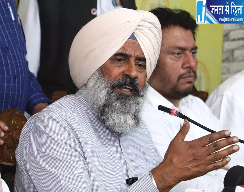 Chandigarh परगट सिंह ने CM मान की चुप्पी पर उठाए सवाल Chandigarh परगट सिंह ने CM मान की चुप्पी पर उठाए सवाल