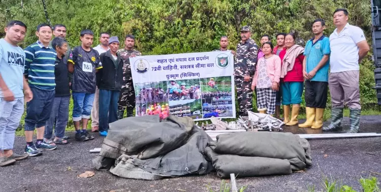 सिक्किम में भूस्खलन प्रभावित इलाकों का जायजा SSB ने संभाला मोर्चा सिक्किम में भूस्खलन प्रभावित इलाकों का जायजा SSB ने संभाला मोर्चा