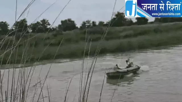 खीरी में मगरमच्छ का आतंक, किसान को नदी में खींच ले गया खीरी में मगरमच्छ का आतंक, किसान को नदी में खींच ले गया