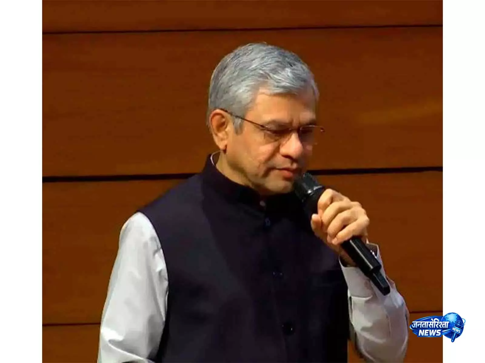कैबिनेट ने 4 मल्टी ट्रैकिंग रेल परियोजनाओं को दी मंजूरी कैबिनेट ने 4 मल्टी ट्रैकिंग रेल परियोजनाओं को दी मंजूरी