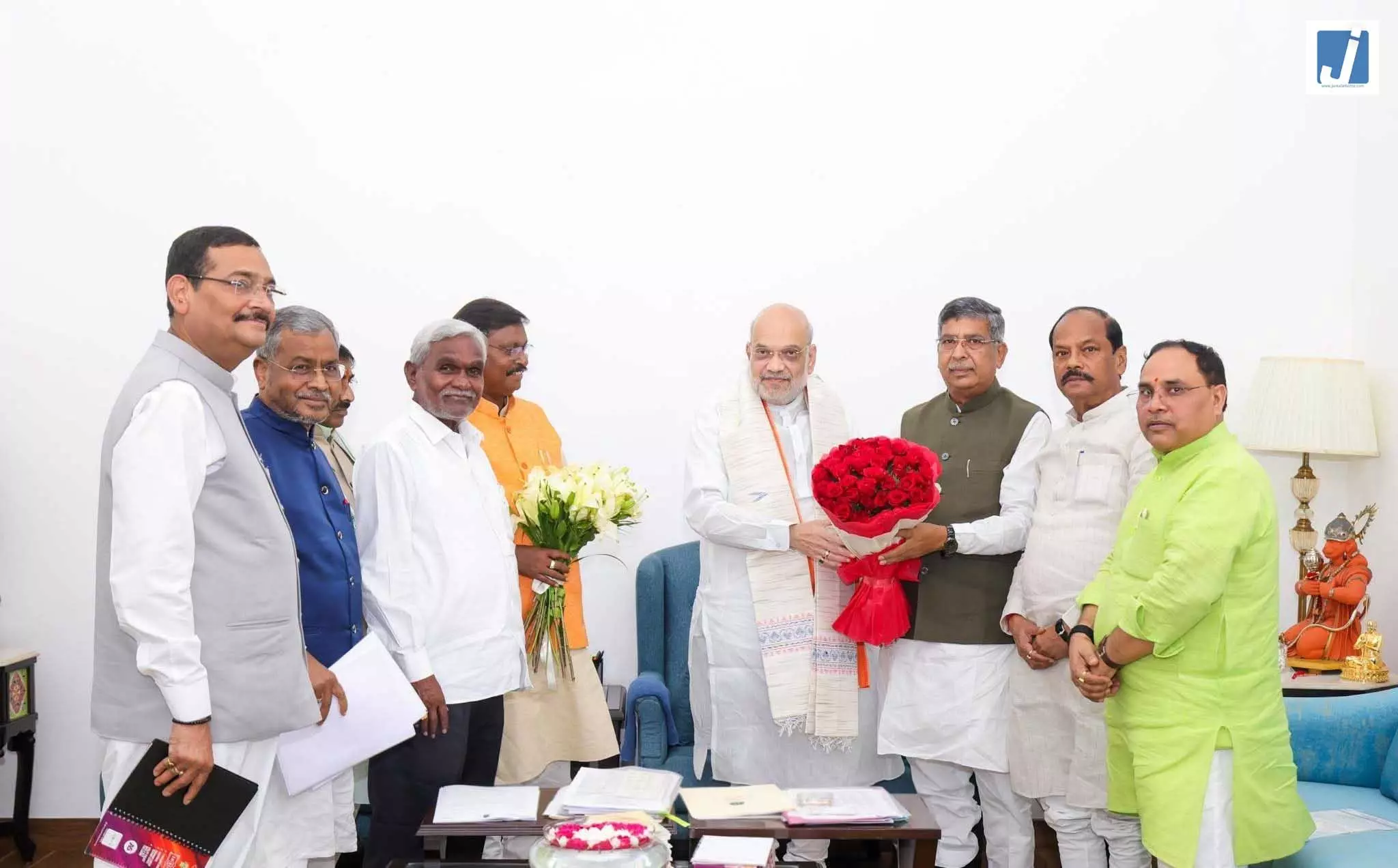 भाजपा नेताओं ने अमित शाह से की मुलाकात, विकास और राजनीति पर चर्चा भाजपा नेताओं ने अमित शाह से की मुलाकात, विकास और राजनीति पर चर्चा