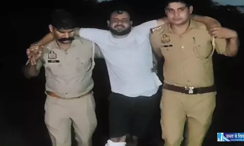 मुठभेड़ के बाद तीन गो तस्कर गिरफ्तार
