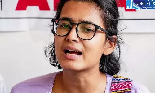 Andhra: नेहा बोरा का कहना है कि मोदी सरकार की अनदेखी के कारण युवाओं ने विरोध-प्रदर्शन किए