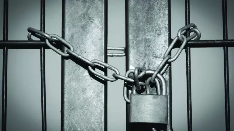Nahan: नाहन कॉलेज के गेट पर तालाबंदी, पुलिस ने छह के खिलाफ दर्ज किया केस