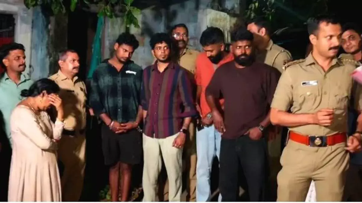 तिरुवनंतपुरम में ड्रग्स केस से जुड़ा बड़ा खुलासा, मां पर भी गंभीर आरोप