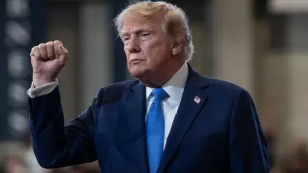 Trump US बिटकॉइन रिजर्व बढ़ाने पर विचार करने को तैयार Trump US बिटकॉइन रिजर्व बढ़ाने पर विचार करने को तैयार