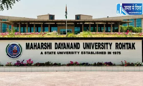 Rohtak इलेक्ट्रिक व्हीकल सेक्टर के बदलावों का अध्ययन