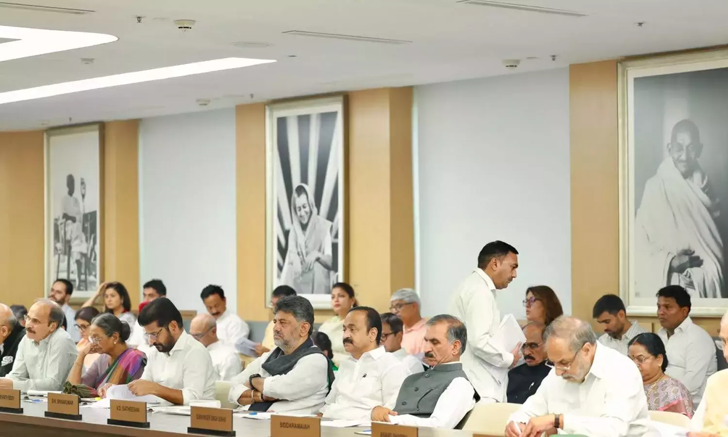 कांग्रेस पेपर लीक के मुद्दे पर देशव्यापी अभियान चलाने पर विचार कर रही कांग्रेस पेपर लीक के मुद्दे पर देशव्यापी अभियान चलाने पर विचार कर रही