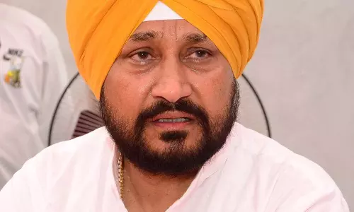 Chandigarh परीक्षा का हवाला देकर CWC बैठक में नहीं पहुंचे चन्नी Chandigarh परीक्षा का हवाला देकर CWC बैठक में नहीं पहुंचे चन्नी