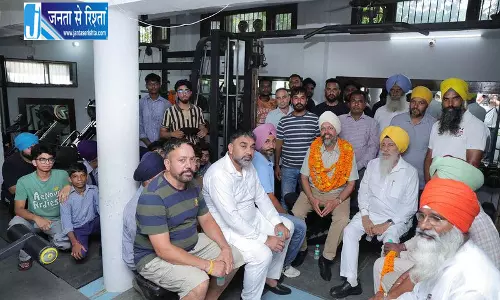 तनमनजीत सिंह ढेसी ने गांव विकास के लिए दिए 2.5 करोड़