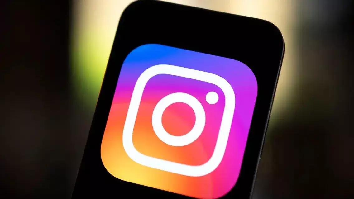 US कोर्ट में खुलासा: Instagram पर कम उम्र के बच्चों की सुरक्षा से समझौता US कोर्ट में खुलासा: Instagram पर कम उम्र के बच्चों की सुरक्षा से समझौता