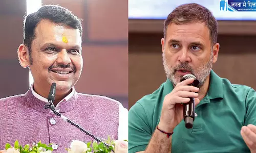 ‘छात्रों की गूंज’ कार्यक्रम को लेकर राहुल गांधी पर फडणवीस का निशाना