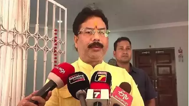 मास्टर कैंटीन नुकसान की भरपाई करेंगे ऑटो चालक
